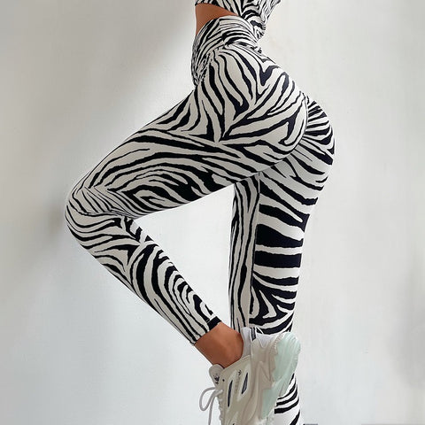 CardioFashion Female Zebra Pattern Scrunch Bum Leggings