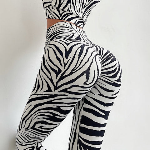 CardioFashion Female Zebra Pattern Scrunch Bum Leggings